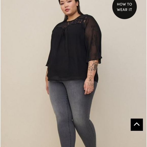 Blouse - Picture 2 of 4